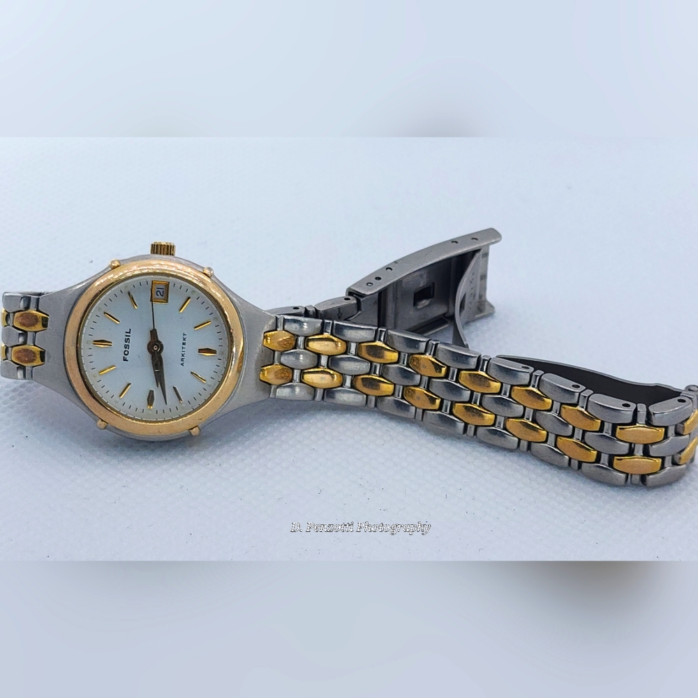FOSSIL watch - Picture 9 of 16